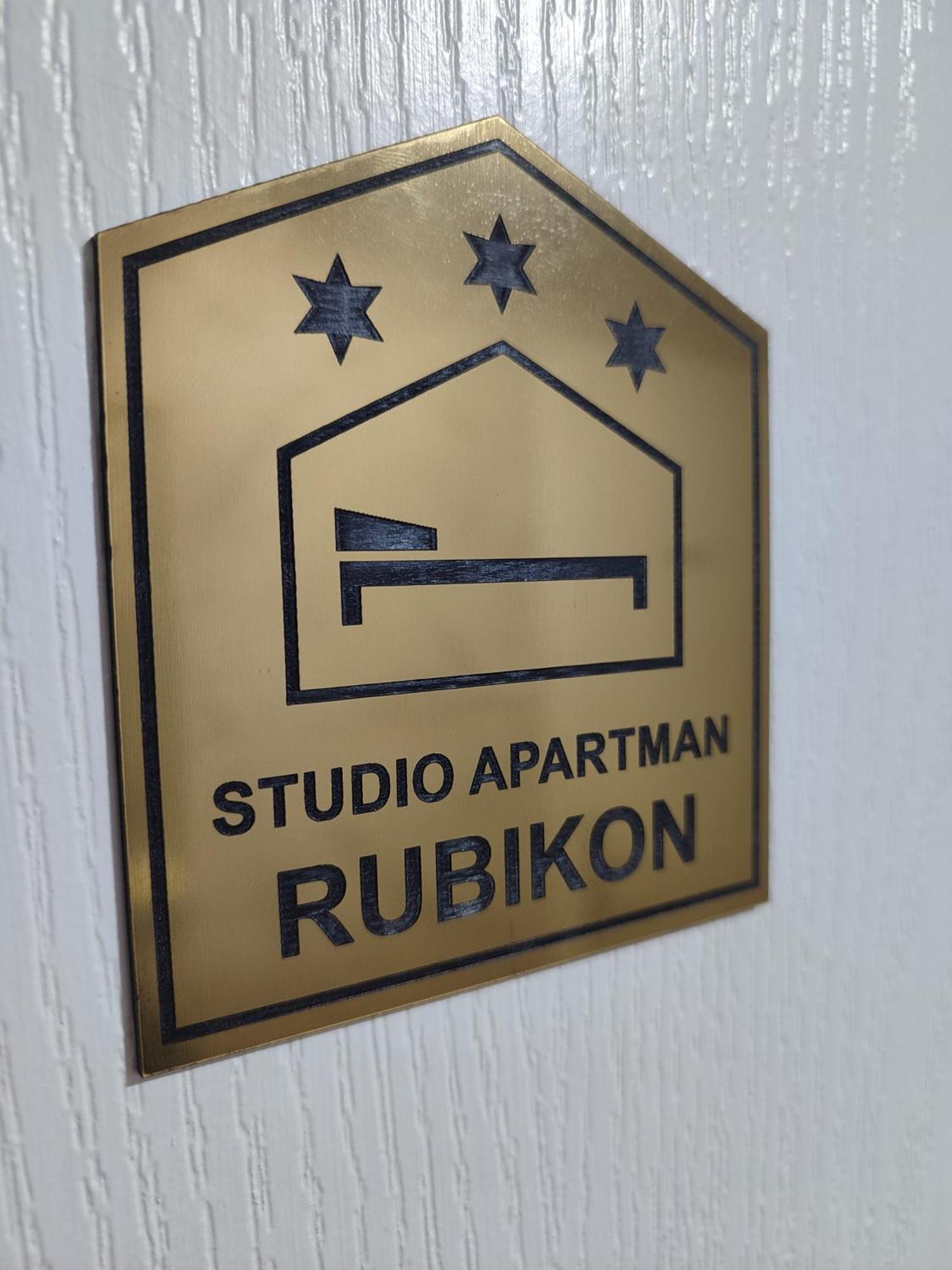 Studio Apartman Free Parking Rubikon بلغراد المظهر الخارجي الصورة