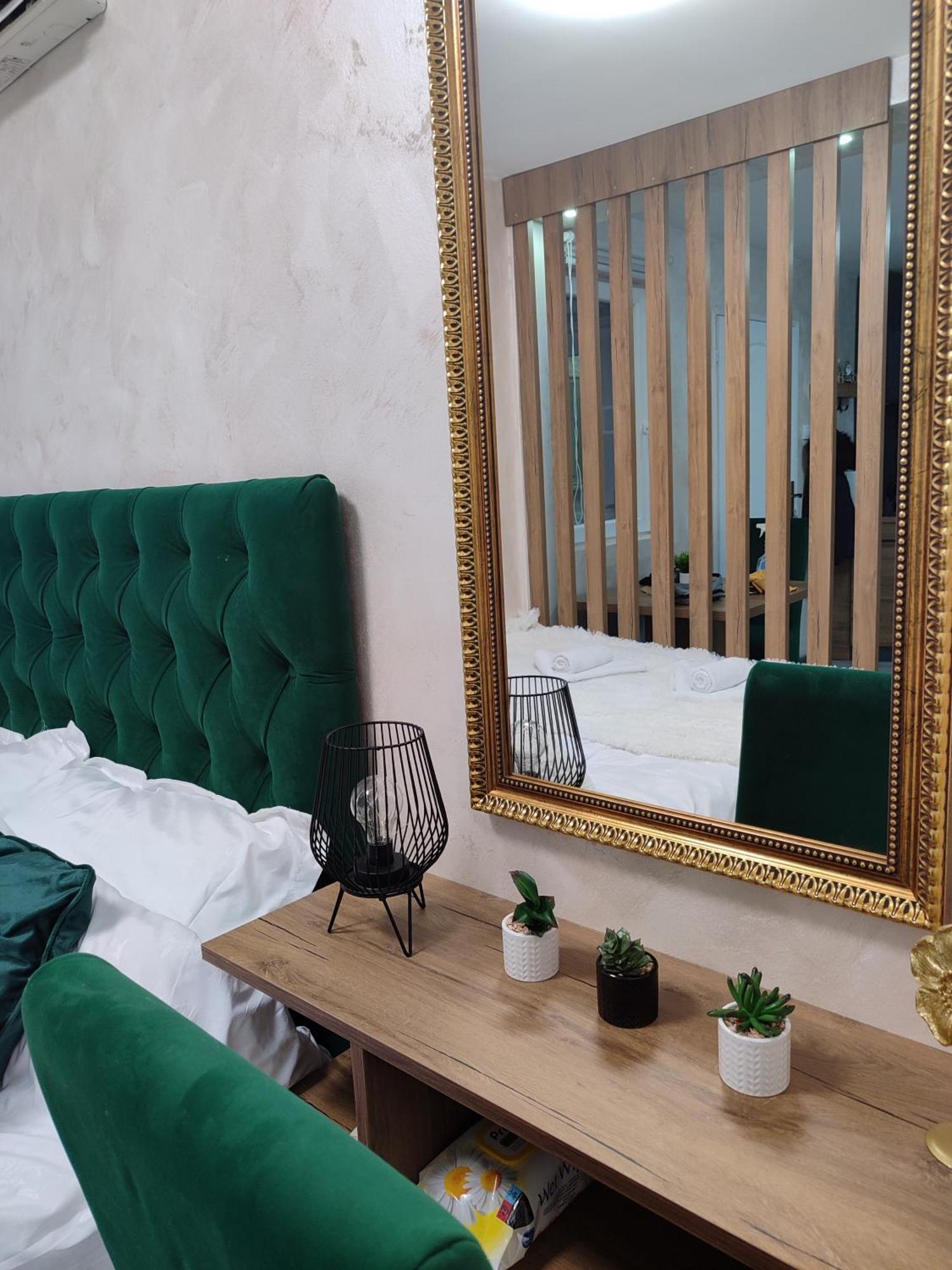 Studio Apartman Free Parking Rubikon بلغراد المظهر الخارجي الصورة